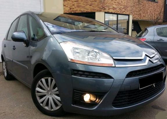 Left hand drive CITROEN C4 PICASSO 110 AMBIANCE PACK